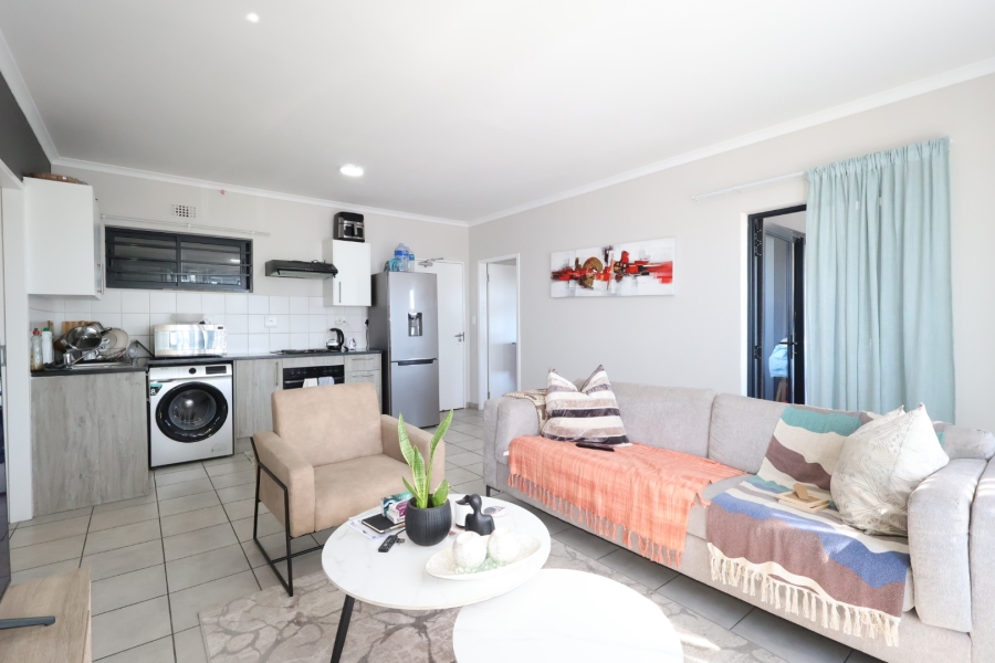 To Let 2 Bedroom Property for Rent in Parklands Western Cape